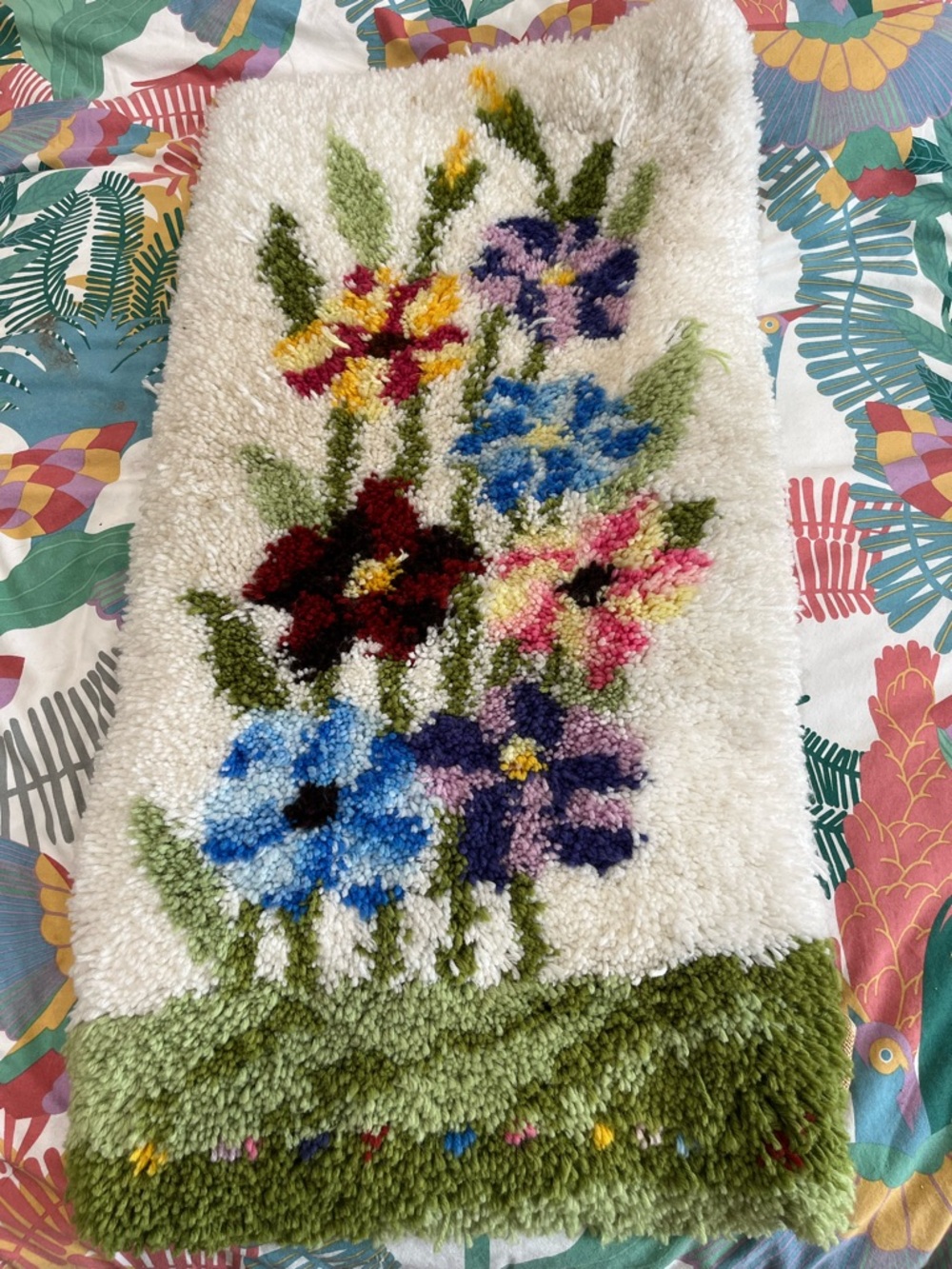 Vintage Plush Floral Latch Hook Rug in White with Multicolor Flowers